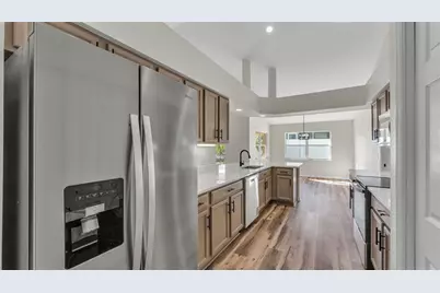 7346 Beaumont Drive, Lakeland, FL 33810 - Photo 9