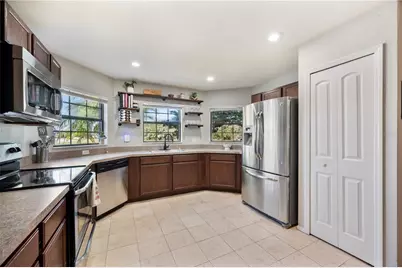 6436 Evergreen Park Drive, Lakeland, FL 33813 - Photo 9