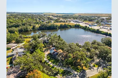 109 NE 4th Avenue, Mulberry, FL 33860 - Photo 1