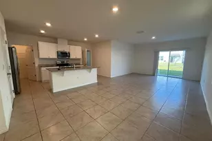 915 Waterfall Blvd, Davenport, FL 33837 - Photo 7