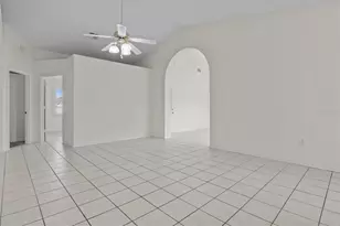6325 Egret Dr, Lakeland, FL 33809 - Photo 9