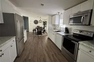 402 Oak Ridge E, Lakeland, FL 33801 - Photo 3