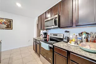 2043 Blue Highland Dr, Lakeland, FL 33811 - Photo 11