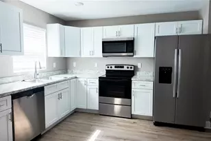 1149 Sycamore St, Lakeland, FL 33815 - Photo 3