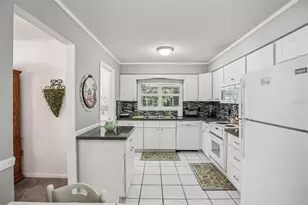 1525 Leslie Dr, Lakeland, FL 33801 - Photo 15