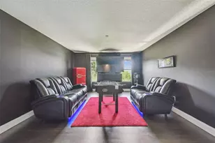 1314 Oak Pond St, Ruskin, FL 33570 - Photo 23