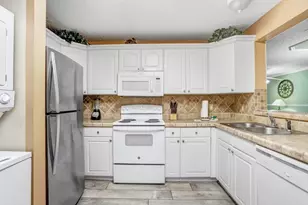 8838 Coral Palms Ct, Kissimmee, FL 34747 - Photo 9