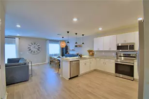 635 Vista View Ln, Lake Wales, FL 33853 - Photo 17