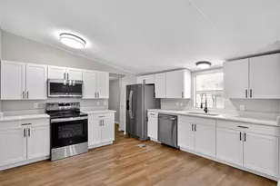 2434 Stanton St, Auburndale, FL 33823 - Photo 11