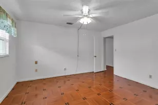 404 Cameo Dr, Lakeland, FL 33803 - Photo 9