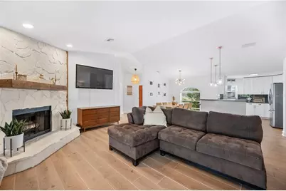 8741 Mount Royal Lane, Lakeland, FL 33809 - Photo 9