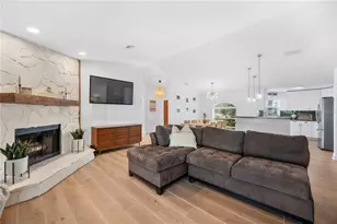 8741 Mt Royal Ln, Lakeland, FL 33809 - Photo 9