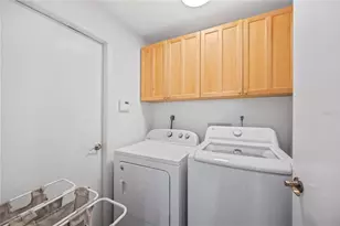 8741 Mt Royal Ln, Lakeland, FL 33809 - Photo 31