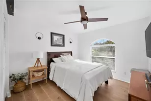 8741 Mt Royal Ln, Lakeland, FL 33809 - Photo 25