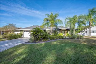 8741 Mt Royal Ln, Lakeland, FL 33809 - Photo 5