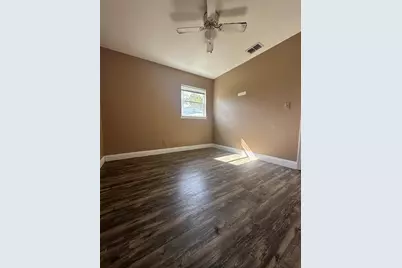 5939 Hilltop Lane E, Lakeland, FL 33809 - Photo 11