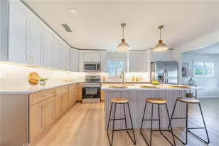 1628 Lakewood Dr S, Lakeland, FL 33813 - Photo 7