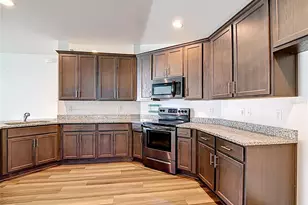 8107 Campbell Crossing Circle, Lakeland, FL 33810 - Photo 5