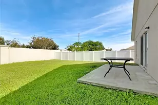 8107 Campbell Crossing Circle, Lakeland, FL 33810 - Photo 33