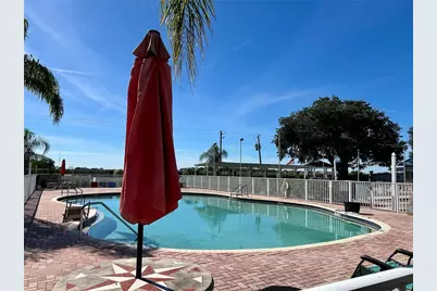 2920 Fairway Drive, Bowling Green, FL 33834 - Photo 7