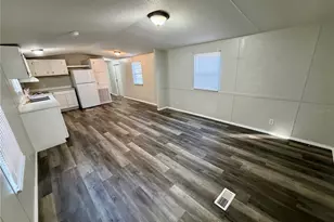 4447 Tammy Lee Ln, Lakeland, FL 33813 - Photo 11