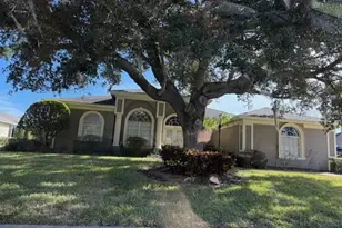 867 Hanover Wy, Lakeland, FL 33813 - Photo 1