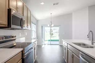 1315 Mottled Duck Ln, Lakeland, FL 33811 - Photo 7