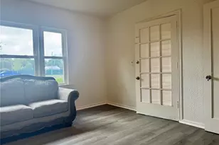 425 E Sessoms Ave, Lake Wales, FL 33853 - Photo 3