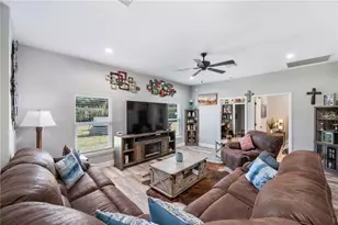 2525 Ranchland Acres Rd, Lakeland, FL 33809 - Photo 3