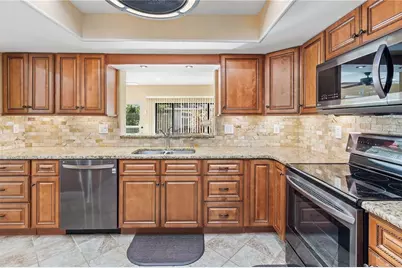 731 Canberra Road, Winter Haven, FL 33884 - Photo 3