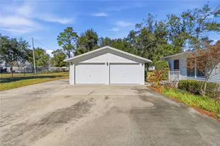 1542 Lake Ariana Blvd, Auburndale, FL 33823 - Photo 9