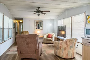 1612 Spring Dr, Lakeland, FL 33801 - Photo 11