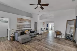 7929 Ashley Pointe Dr, Lakeland, FL 33810 - Photo 3