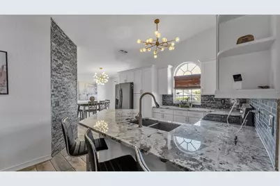 7929 Ashley Pointe Drive, Lakeland, FL 33810 - Photo 7