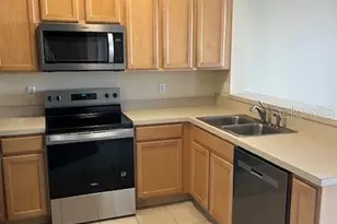 2061 Winterset Dr, Lakeland, FL 33813 - Photo 3