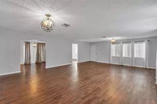 553 Villa Vista Blvd, Lakeland, FL 33813 - Photo 11