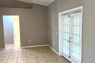 326 Fox Lake Dr, Lakeland, FL 33809 - Photo 7