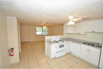 205 Stribling Drive, Auburndale, FL 33823 - Photo 5