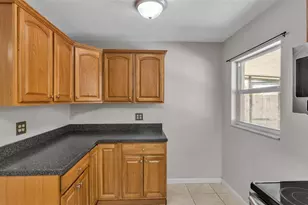 6014 Doe Cir W, Lakeland, FL 33809 - Photo 11