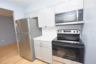 613 Robin Rd, Lakeland, FL 33803 - Photo 3