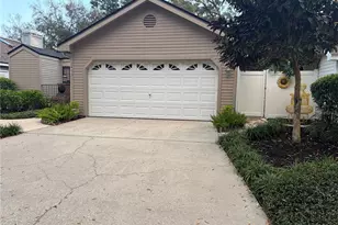 1406 Walden Oaks Pl, Plant City, FL 33563 - Photo 5