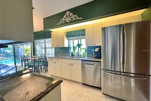 1406 Walden Oaks Pl, Plant City, FL 33563 - Photo 15