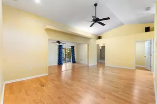 4516 Ashford Dr, Winter Haven, FL 33880 - Photo 9