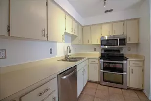 1018 Station St, Lakeland, FL 33813 - Photo 7