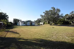 609 Hickory Ln, Lakeland, FL 33801 - Photo 5