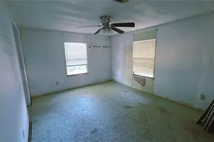 437 Skyline Dr E, Lakeland, FL 33801 - Photo 17