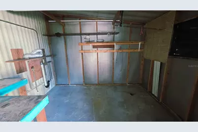 437 Skyline Drive E, Lakeland, FL 33801 - Photo 7