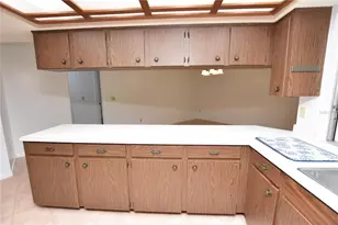 4653 San Paulo Ct, Lakeland, FL 33813 - Photo 5