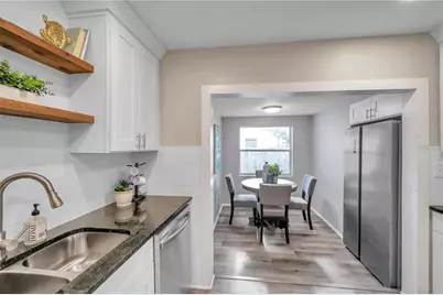 8100 5th Street N, Saint Petersburg, FL 33702 - Photo 17