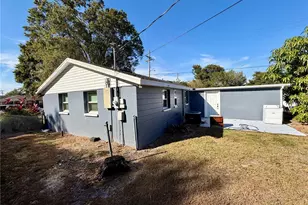 1404 Crescent Pl, Lakeland, FL 33801 - Photo 9